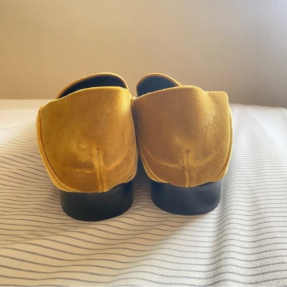 J. McLaughlin Velvet Loafer Mustard yellow slipper size 7 - Picture 5 of 6